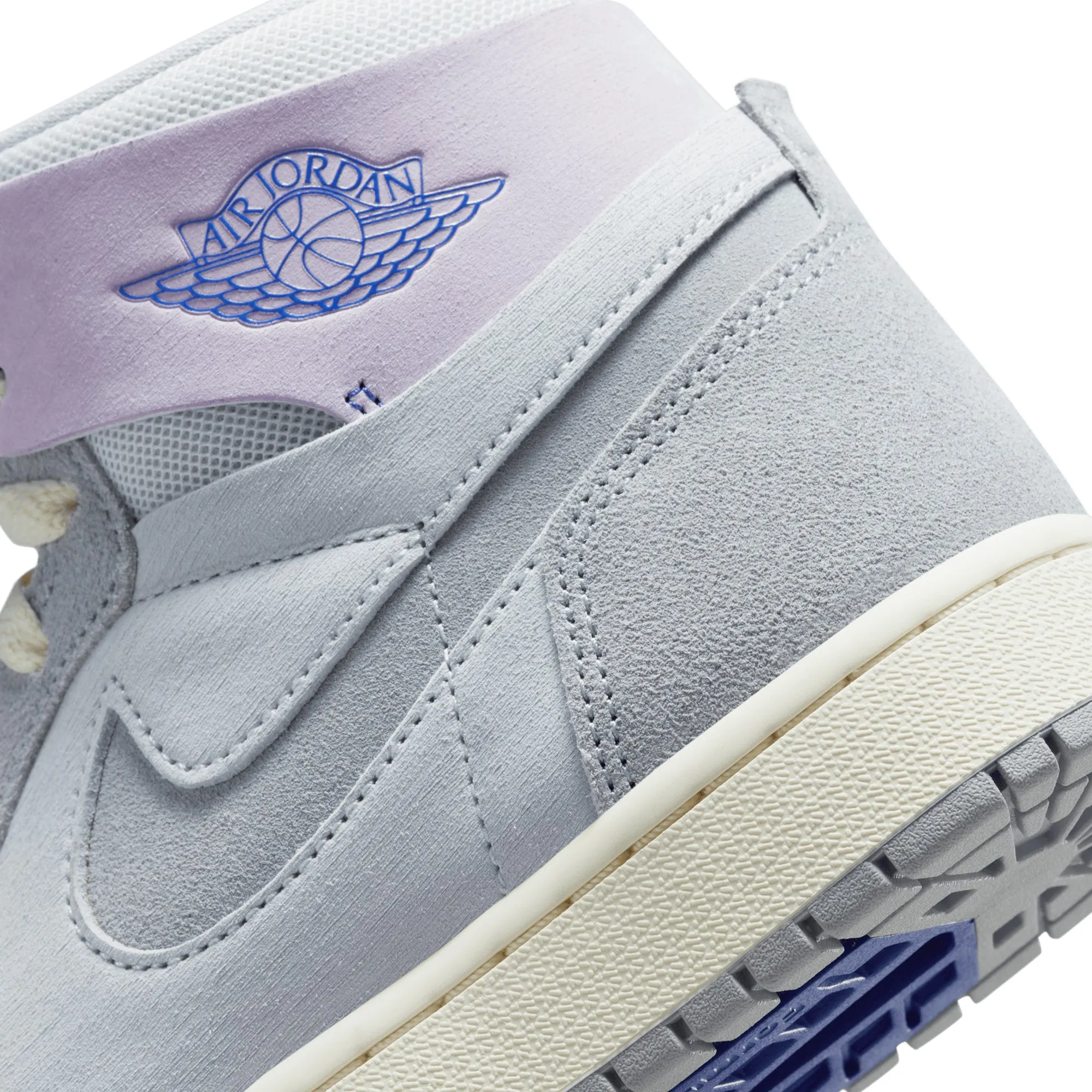 Air Jordan 1 Womens Zoom Comfort 2 Shoes