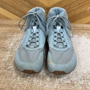 Altra- EGO lone peak hiker t- MSRP $219: light glue grey -women-w 11