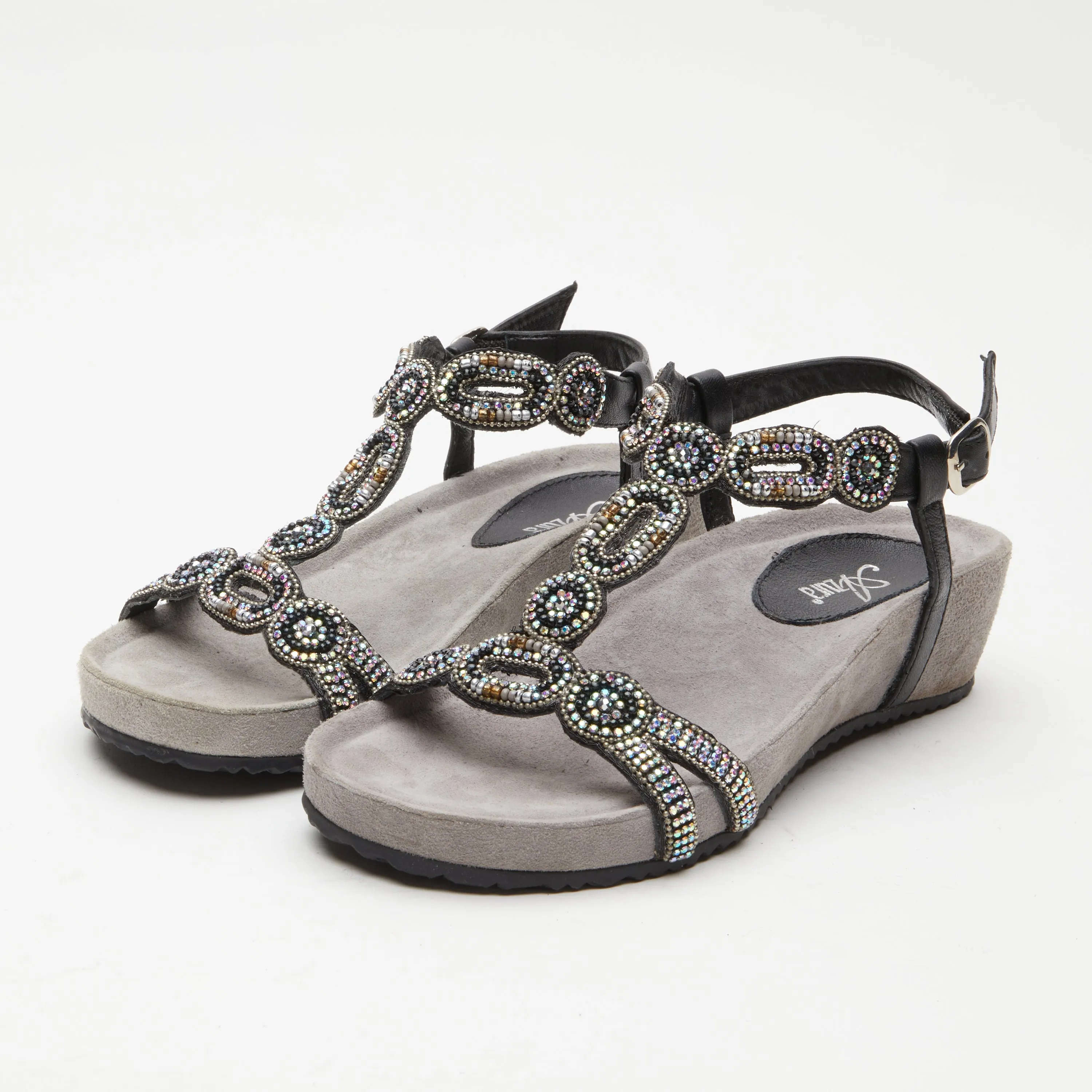 AZURA STUNNIN T-STRAP SANDALS