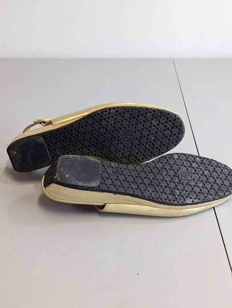 Bruno Magli Gold Sandals (7)