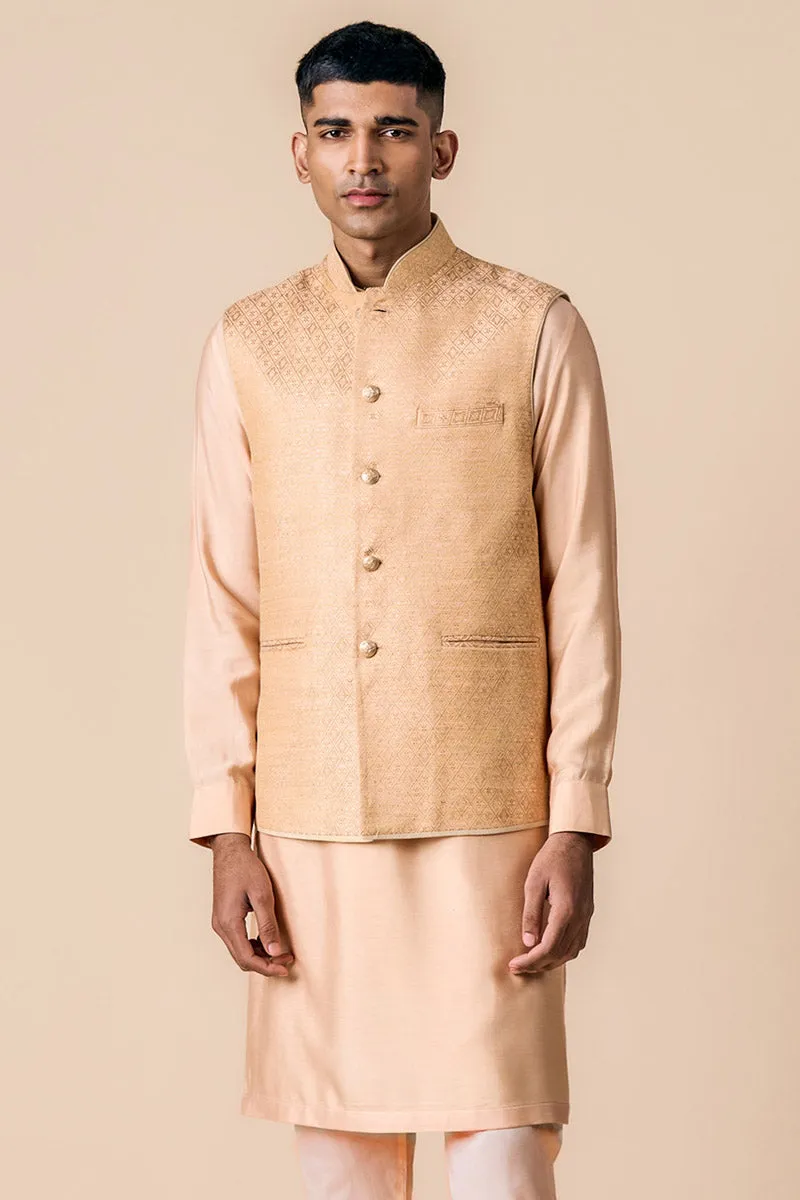 Classic Kurta Bundi Set In Brocade