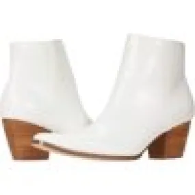 Coconuts Spade Booties - White Croc