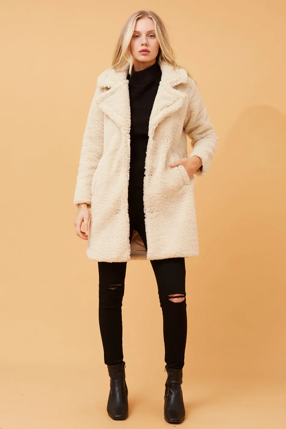 DONELLA TEDDY FAUX FUR COAT