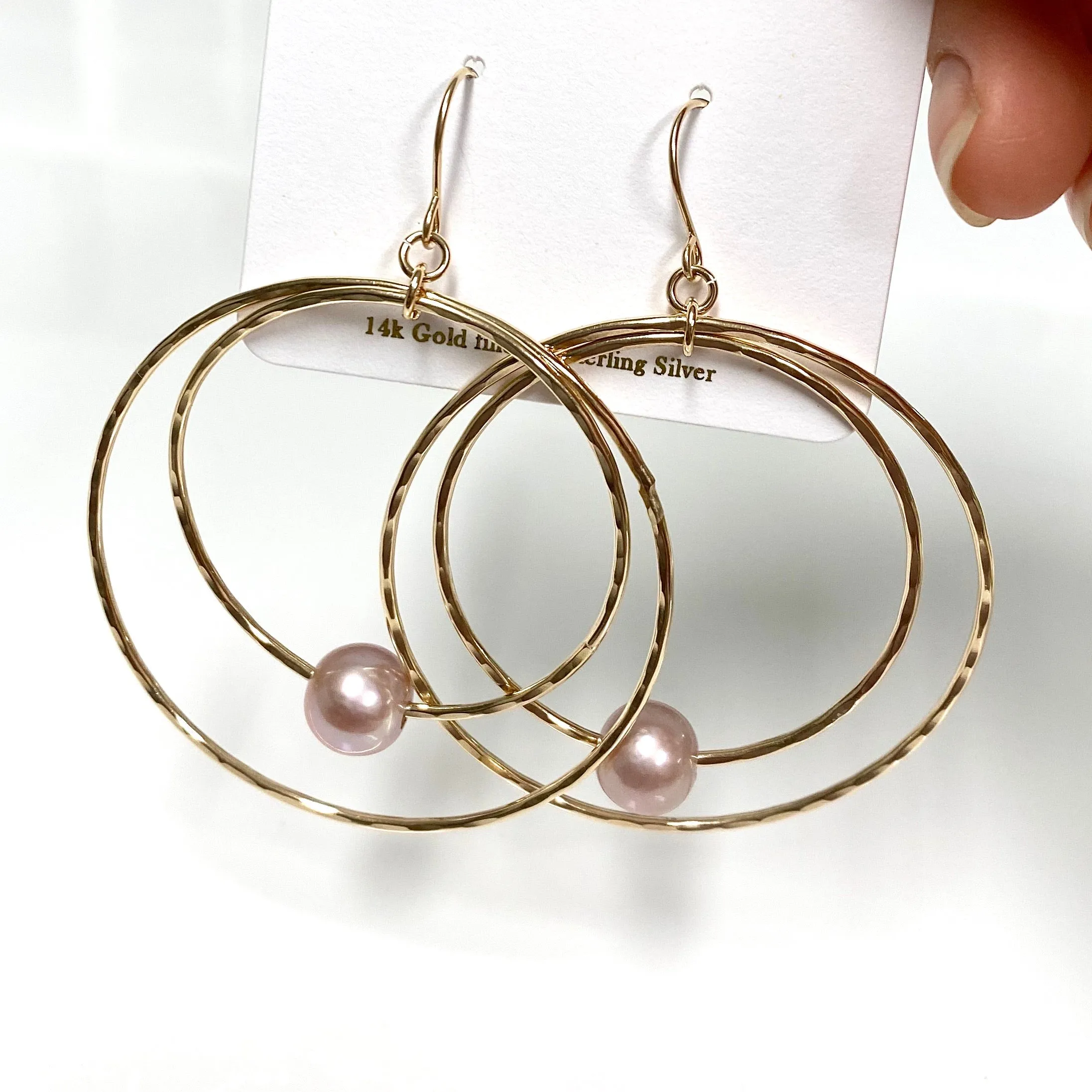 Earrings MOMILANI - pink Edison pearls (E588)