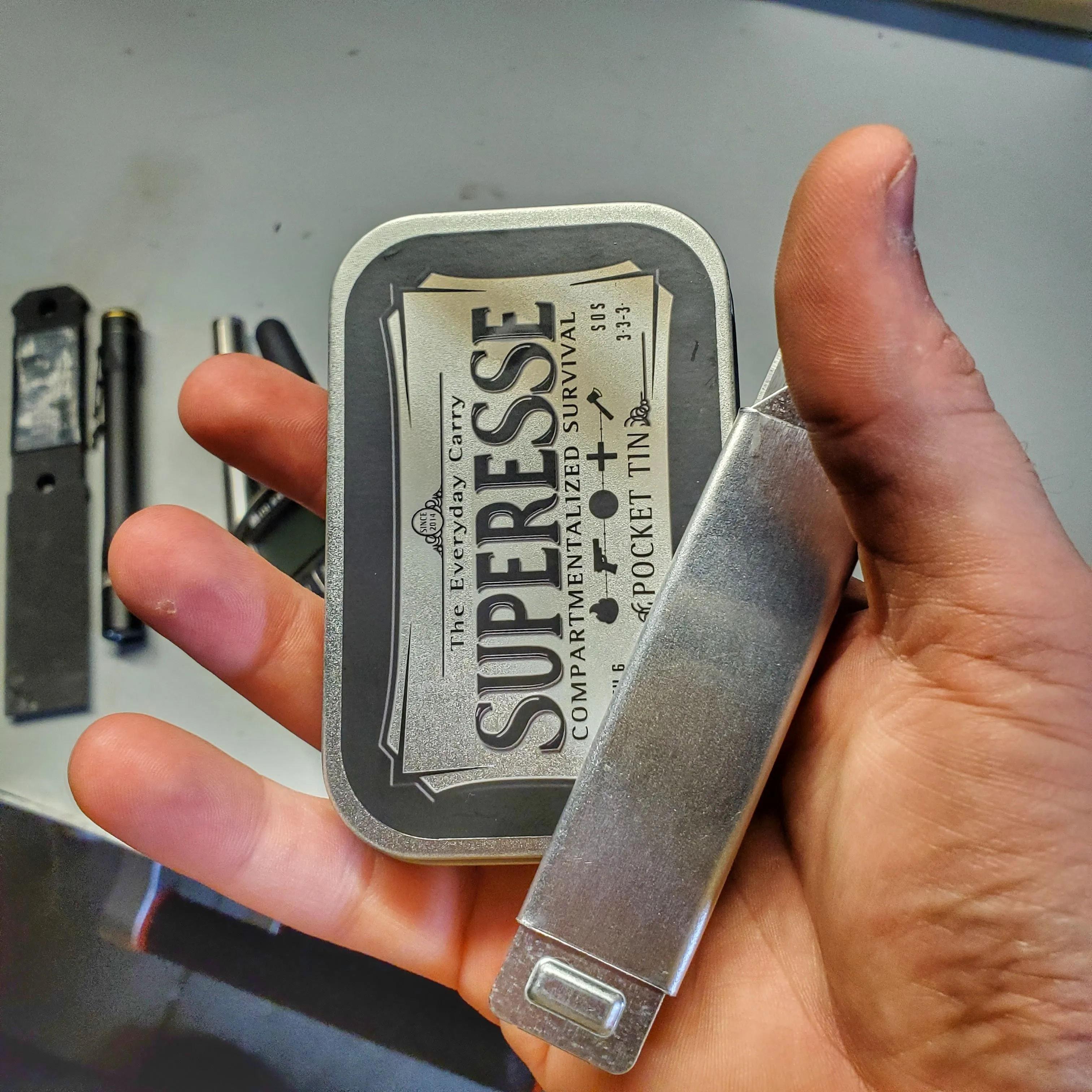 EDC Pocket Tin - Compartmentalized Survival Kits