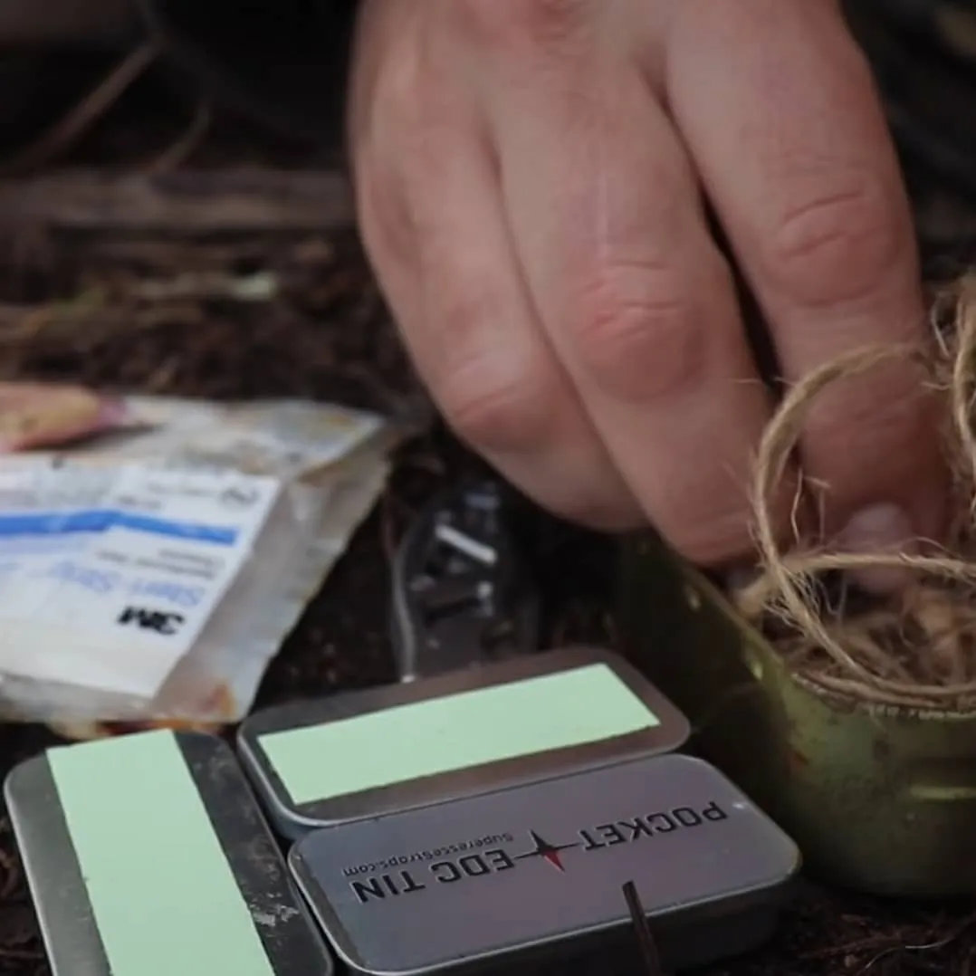 EDC Pocket Tin - Compartmentalized Survival Kits