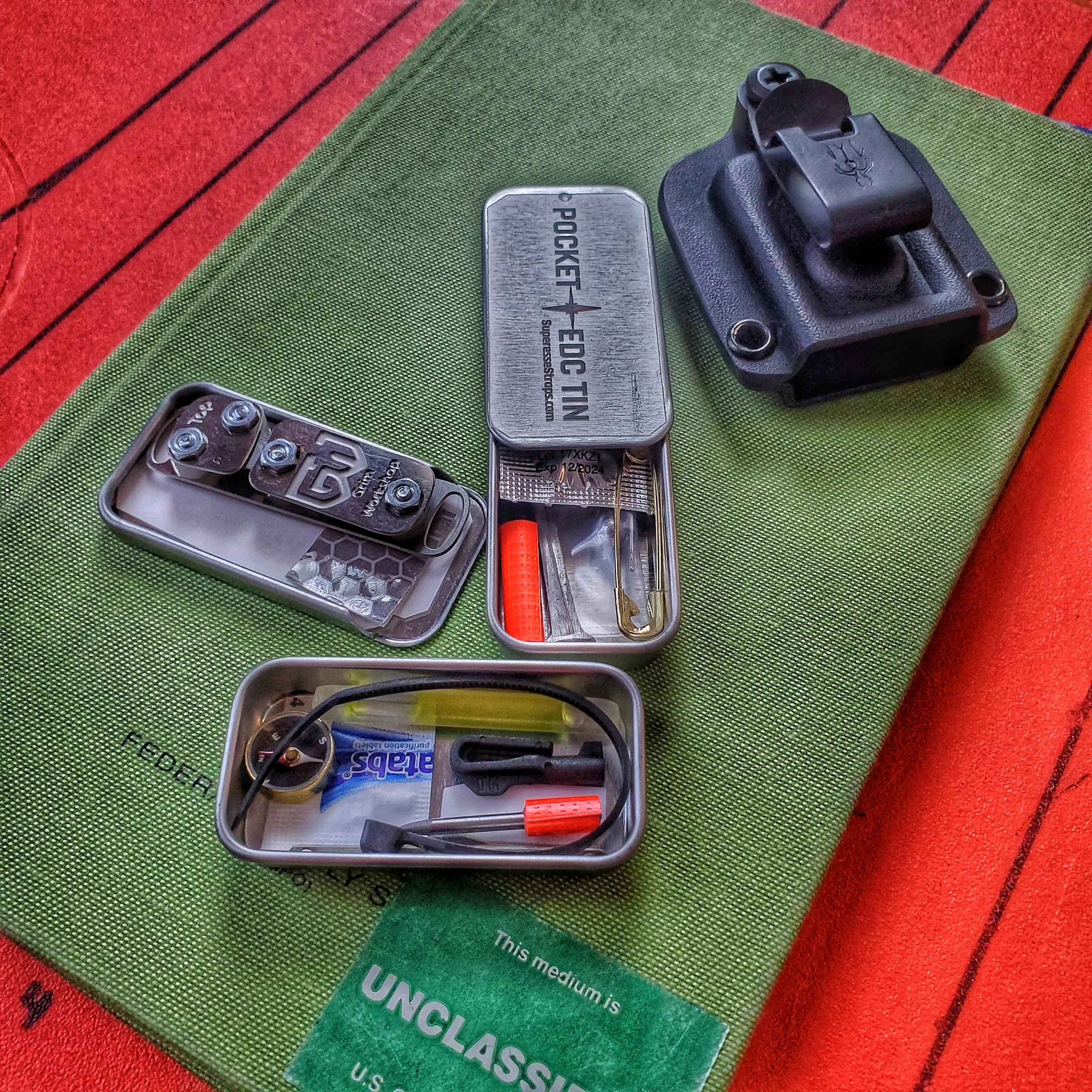 EDC Pocket Tin - Compartmentalized Survival Kits