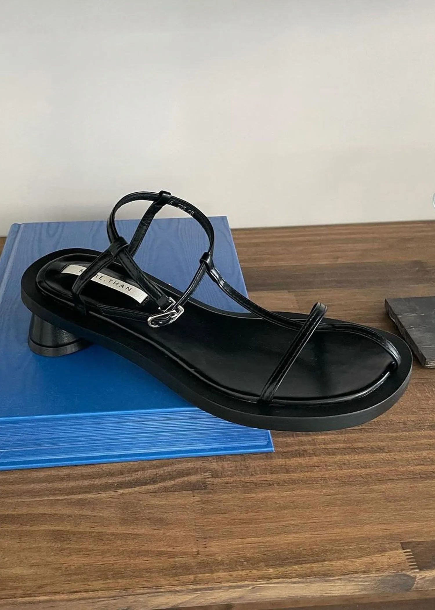 Etta Sandals (Pre-order)