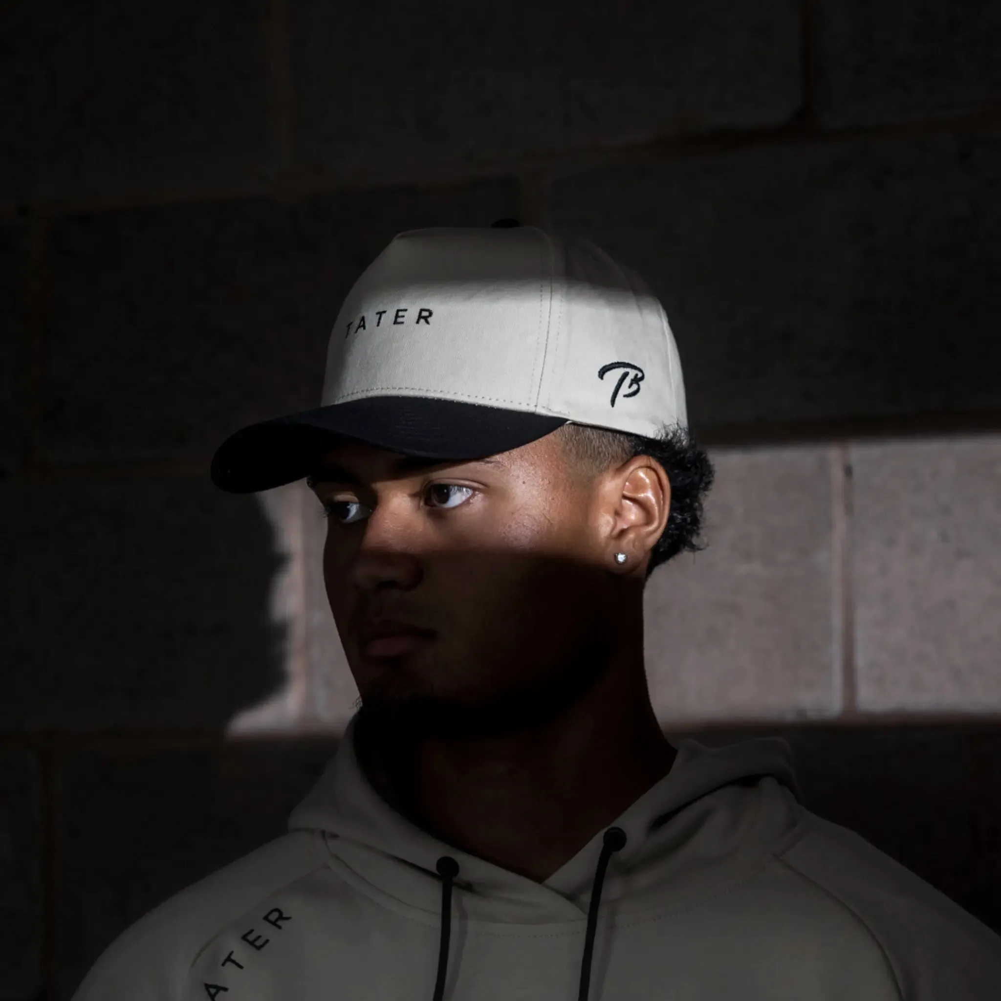 FUNDAMENTALS | Cream Baseball Snapback