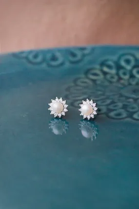 Glowing Pearly Flower Sterling Silver Stud Earrings