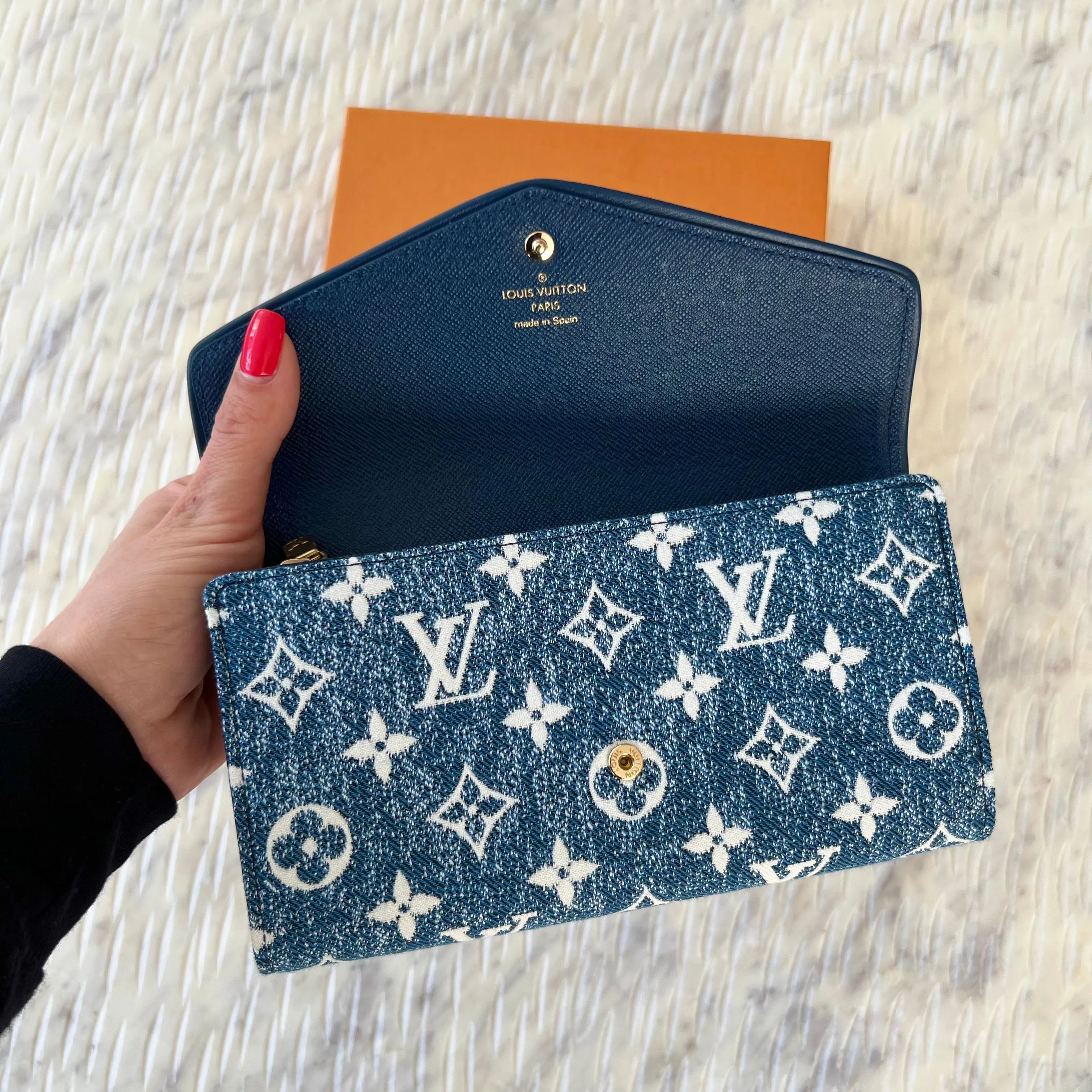 Louis Vuitton Sarah Wallet