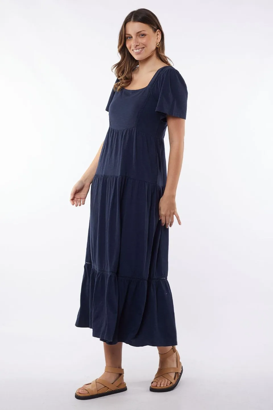 Market Square Neck SS Tiered Midi Navy Dress