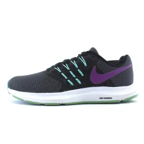 NIKE  RUN SWIFT SE