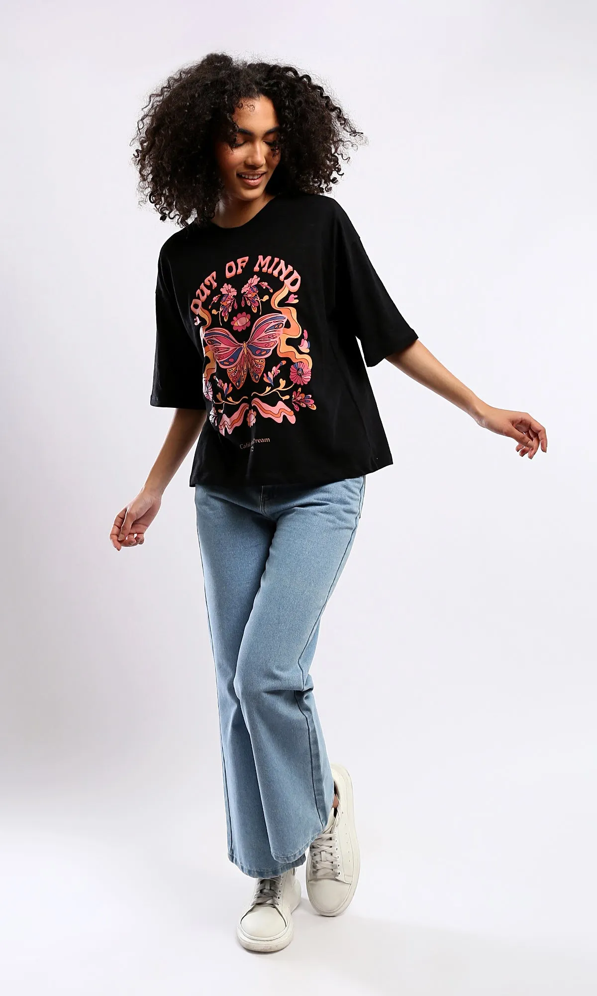 O181668 "Out Of Mind" Colorful Print Black Relaxed Fit Tee