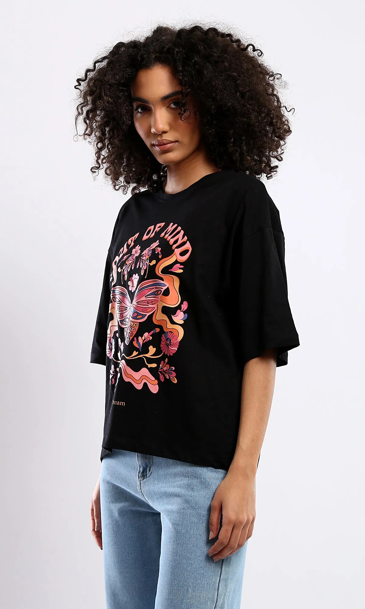 O181668 "Out Of Mind" Colorful Print Black Relaxed Fit Tee