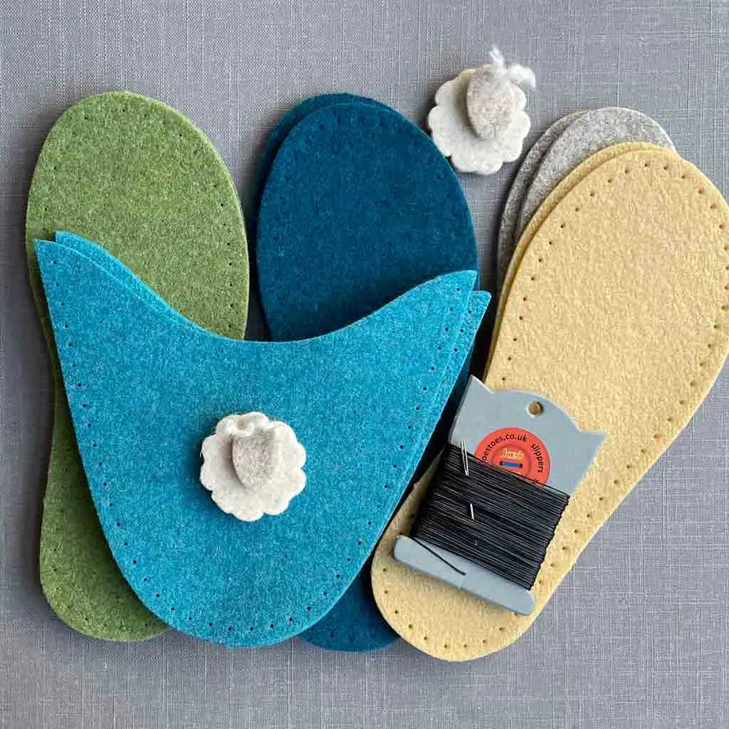 Sheepy Felt Slipper Kit