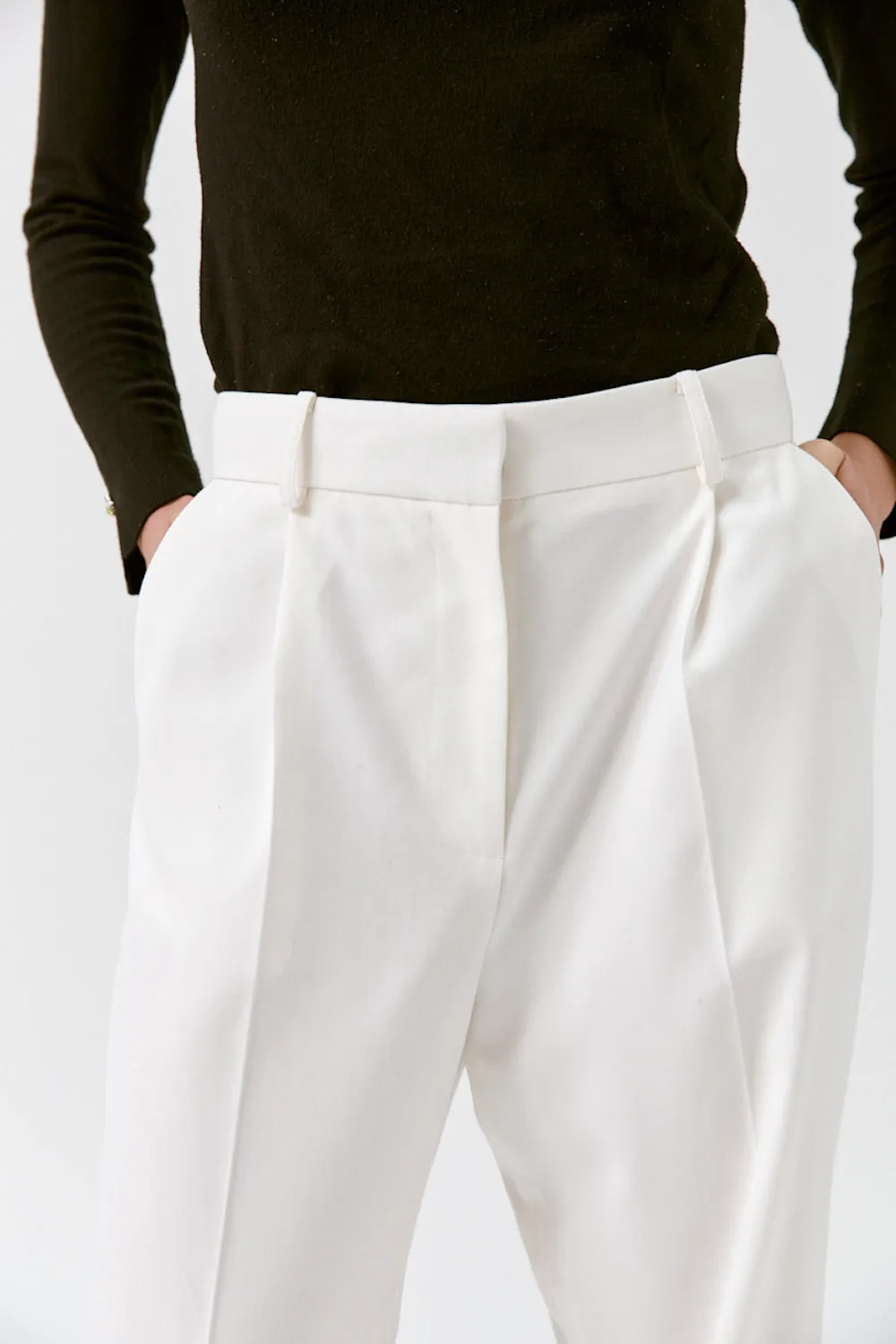 Vanina Pant | White